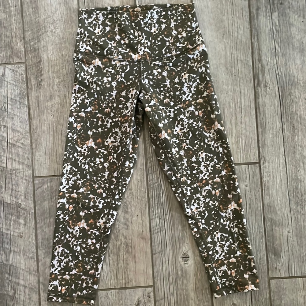 DYI- Cropped/Capri Yoga Pants